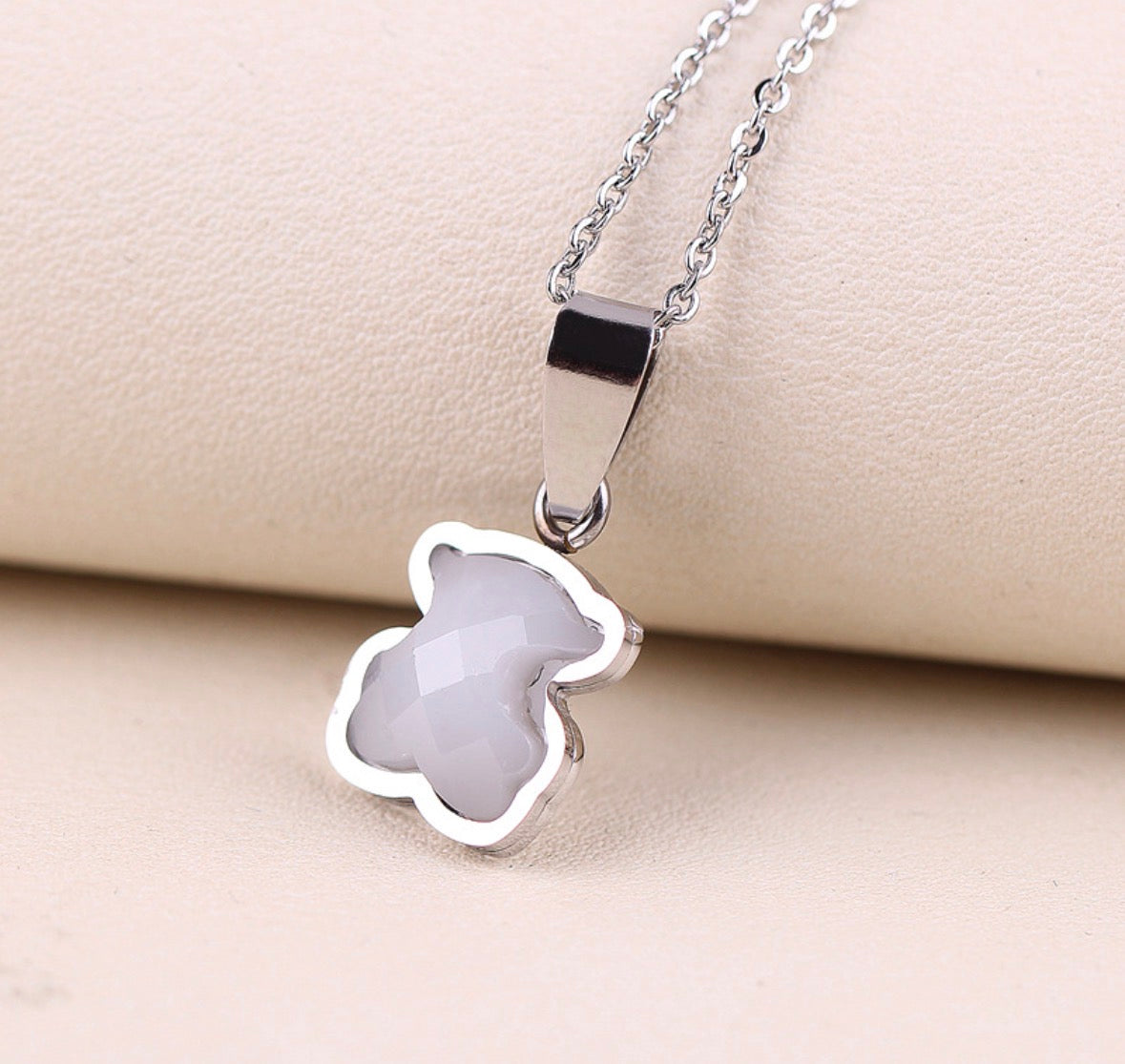 Classic Teddy Pearl Jewelry Set