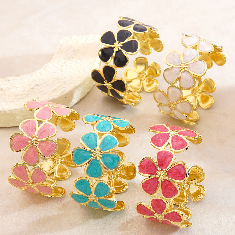 Bloom Charm Floral Cuff Bracelet – Gold