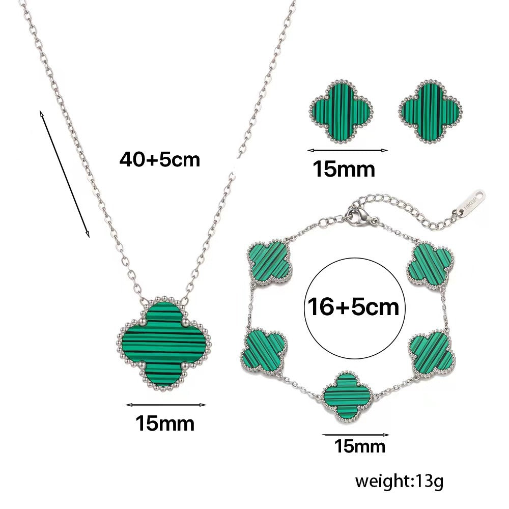 Bella Clover Set