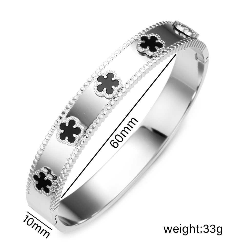 Clover Bracelet