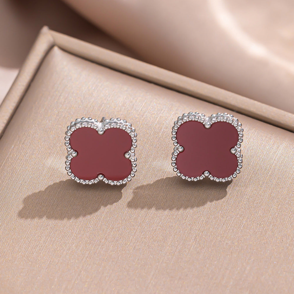 Bella Clover Stud Earrings